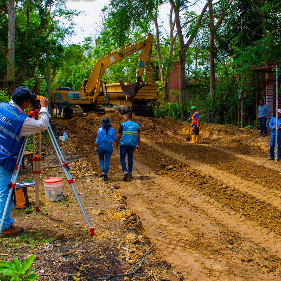 Nos complace darle la bienvenida a nuestra institución dedicada a la construcción vial en Santa Elena